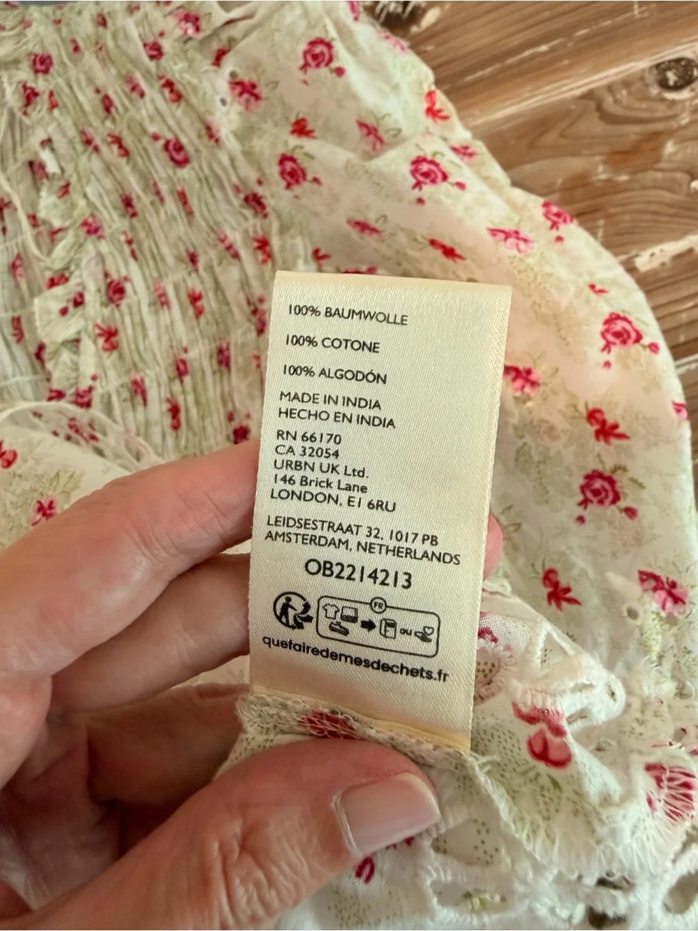 NWT Anthropologie Ruched Sleeve Smocked V-Neck Floral Blouse (Size XS)